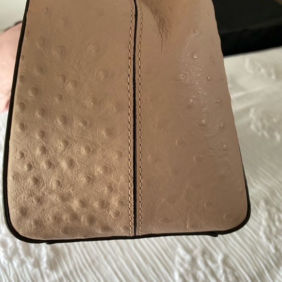 Kate Spade Blush Textured Tote with strap - Picture 10 of 16